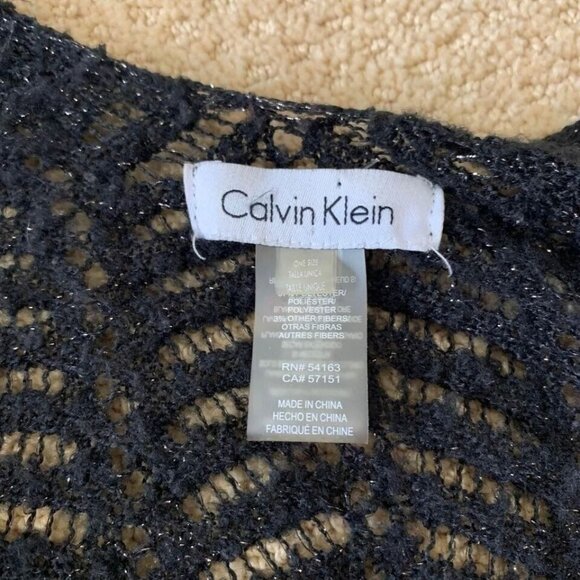 Calvin Klein Over The Shoulder Sweater Shawl Women’s One Size Fits All Black - Picture 2 of 3